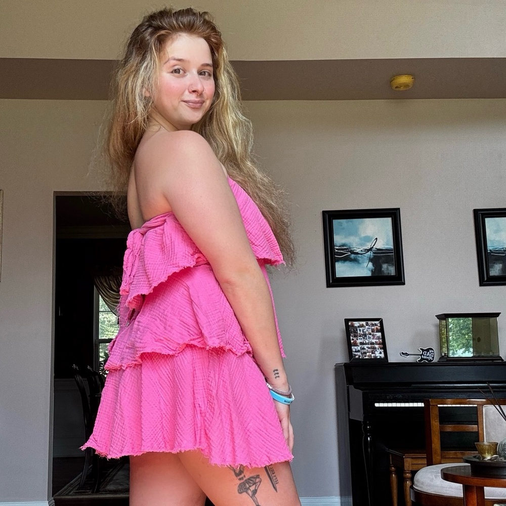 Pink Ruffled Dress - VENUS